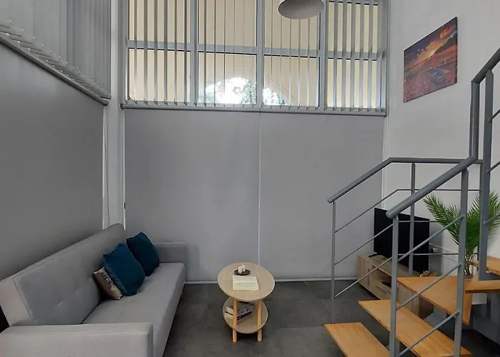 Eleantre * Πάφος